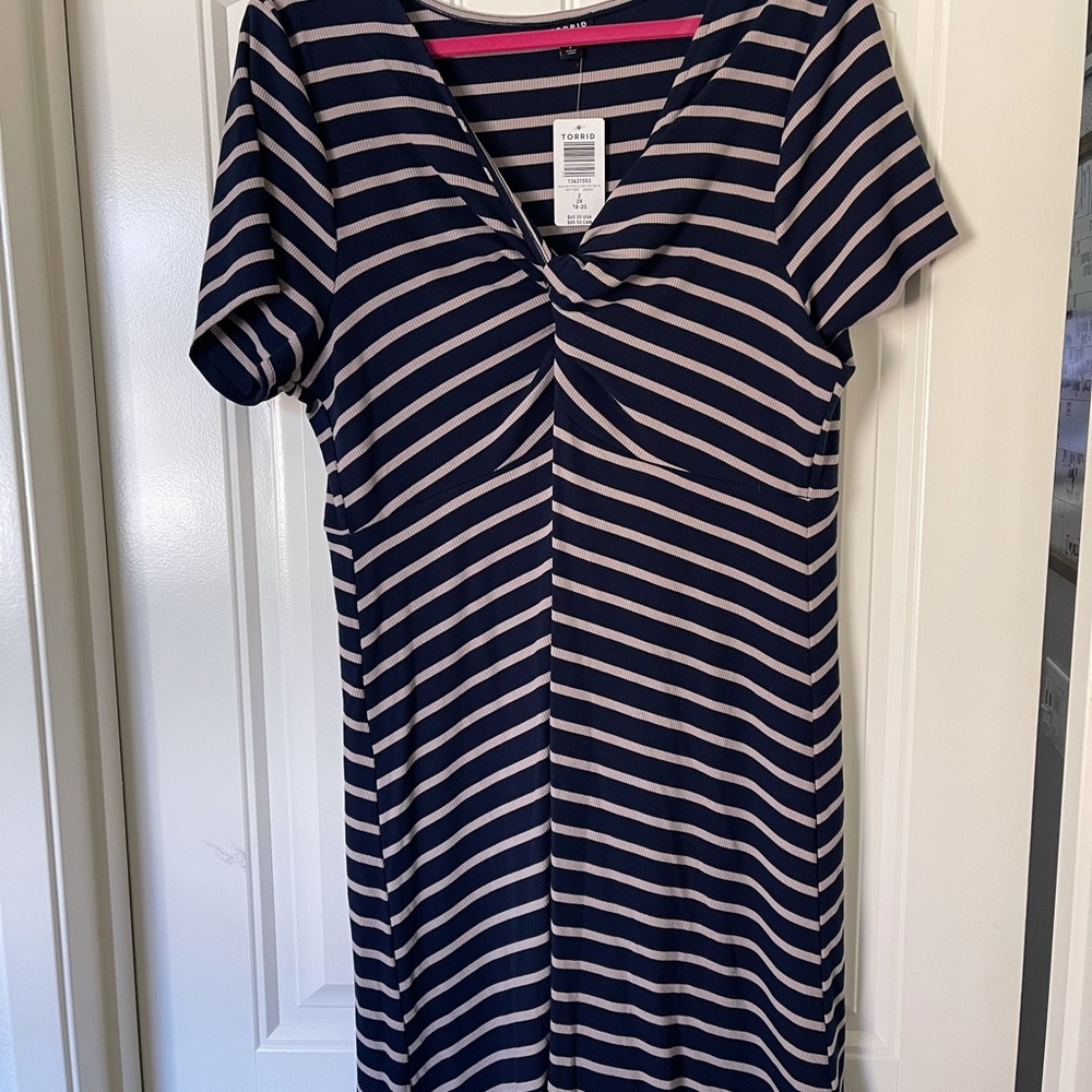 Soft Up to the knee dress